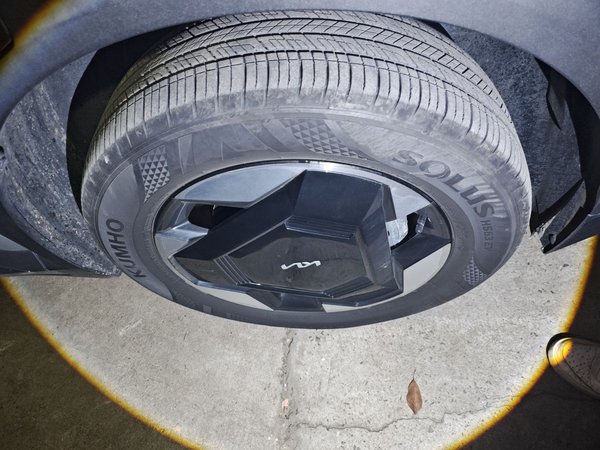 Kia EV5 2024, 8900 км, за 15164 USD - фото 8