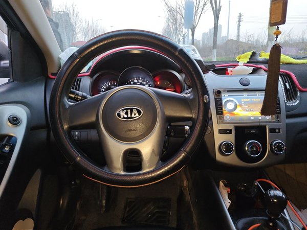 Kia Forte 2014, 118400 км, за 2994 USD - фото 10