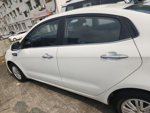 Kia K2 2012, 109300 км, за 3850 USD
