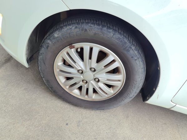 Kia K2 2012, 135500 км, за 3519 USD