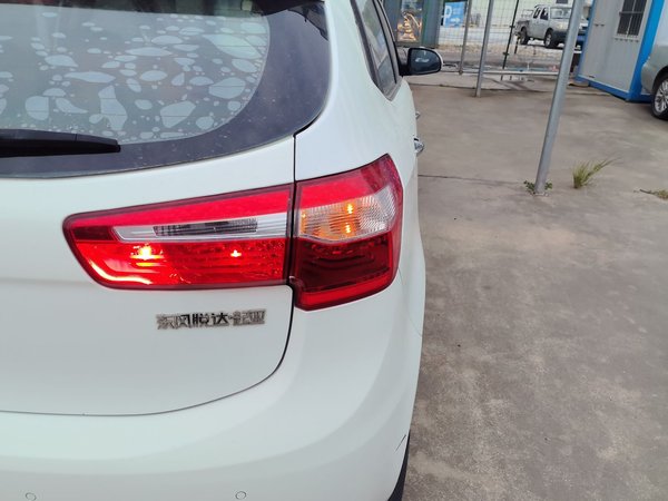 Kia K2 2012 Hatchback 1.4L MT GLS, 2012 года