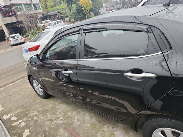 Kia K2 2015, 112200 км, за 4407 USD