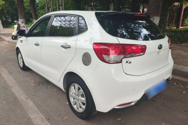 Kia K2 2015, 101199 км, за 5792 USD