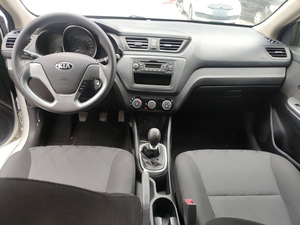 Kia K2 2015, 105600 км, за 3916 USD - фото 9