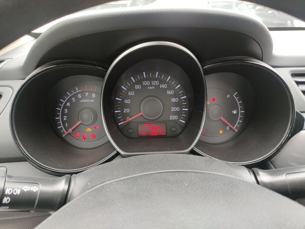 Kia K2 2015, 105600 км, за 3916 USD - фото 10