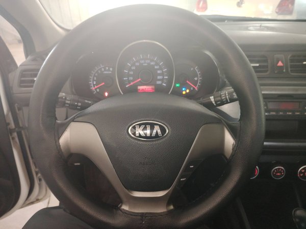 Kia K2 2015 Sedan 1.4L Automatic GLS, 2015 года