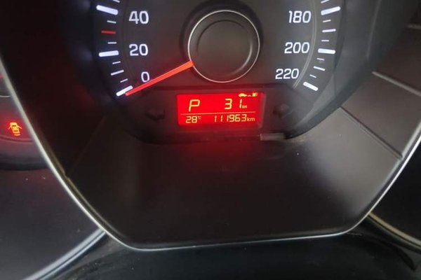 Kia K2 2015, 111900 км, за 3398 USD