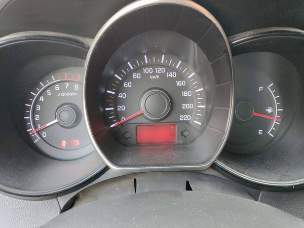 Kia K2 2015 Hatchback 1.4L AT GLS Cool Edition, 2015 года