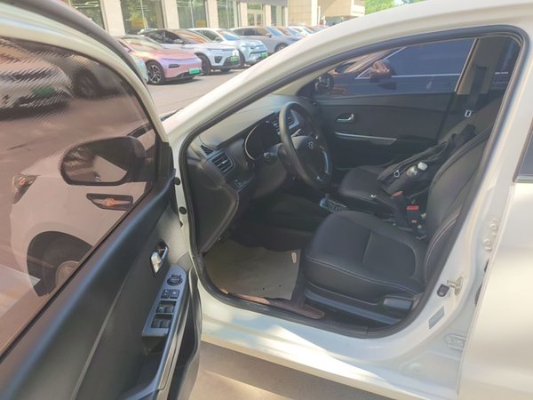 Kia K2 2015, 57600 км, за 6008 USD - фото 19