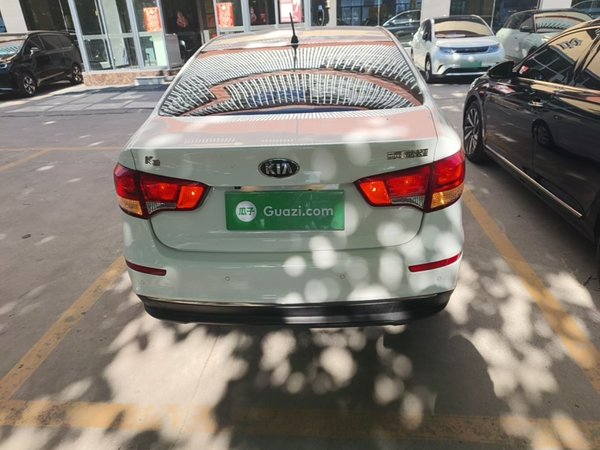 Kia K2 2015, 57600 км, за 6008 USD