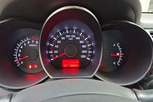 Kia K2 2015, 60800 км, за 2993 USD - фото 12