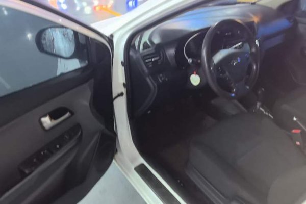 Kia K2 2015, 76400 км, за 5343 USD - фото 18
