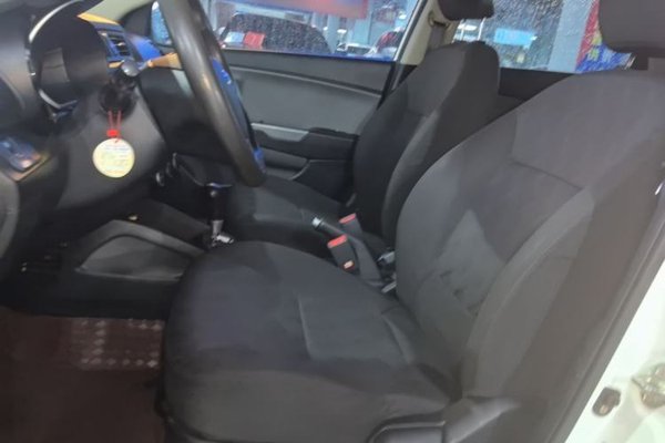 Kia K2 2015, 76400 км, за 5343 USD