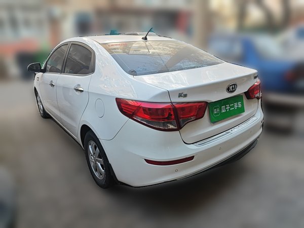 Kia K2 2015, 77600 км, за 3804 USD
