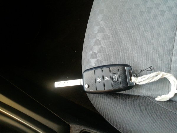 Kia K2 2017, 92100 км, за 4655 USD - фото 8