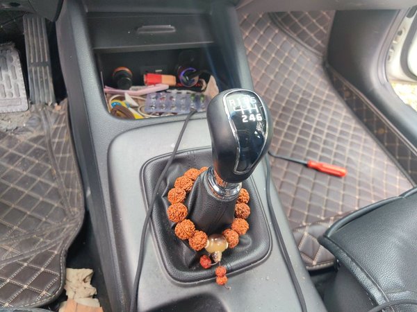 Kia K3 2015, 107500 км, за 4219 USD
