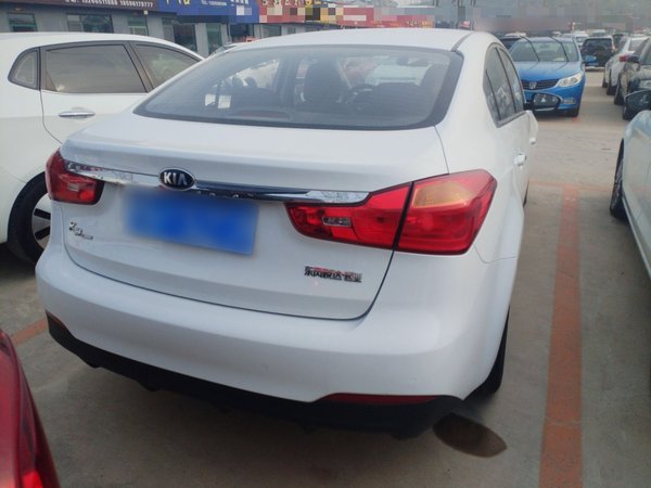 Kia K3 2015, 153100 км, за 4613 USD