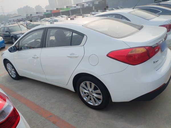 Kia K3 2015, 153100 км, за 4613 USD