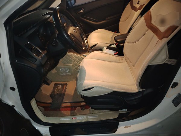 Kia K3 2015, 40400 км, за 5681 USD - фото 10