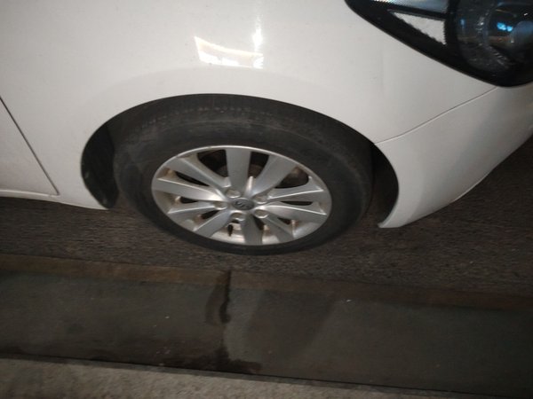 Kia K3 2015, 40400 км, за 5681 USD