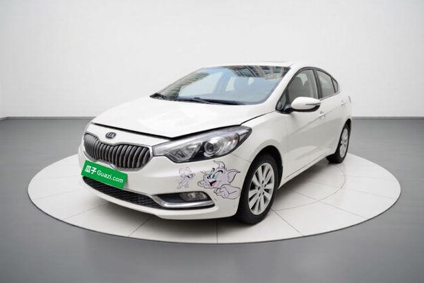 Kia K3 · 2015 год