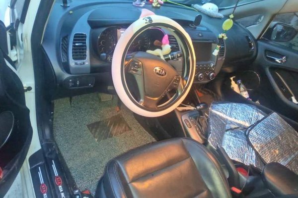 Kia K3 2015, 85300 км, за 5581 USD - фото 10