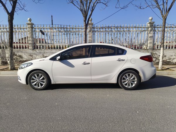 Kia K3 2015, 88800 км, за 6218 USD