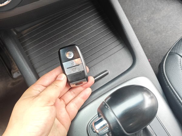 Kia K3 2015, 88800 км, за 6218 USD - фото 20