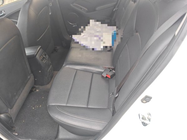 Kia K3 2015, 88800 км, за 6218 USD - фото 22