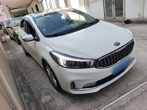Kia K3 2016, 138000 км, за 5555 USD