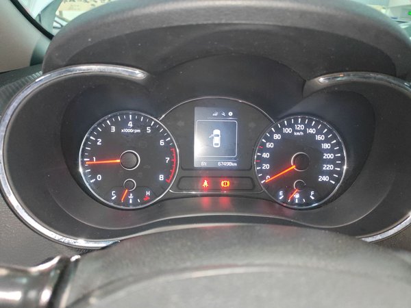 Kia K3 2016, 67500 км, за 5352 USD - фото 13