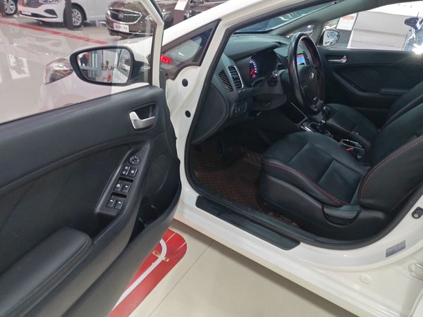 Kia K3 2016, 67500 км, за 5352 USD - фото 21