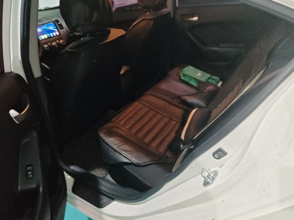 Kia K3 2017, 81400 км, за 5475 USD - фото 16