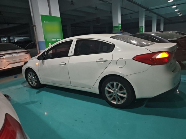 Kia K3 2017, 81400 км, за 5475 USD