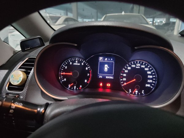 Kia K3 2017, 81400 км, за 5475 USD - фото 11