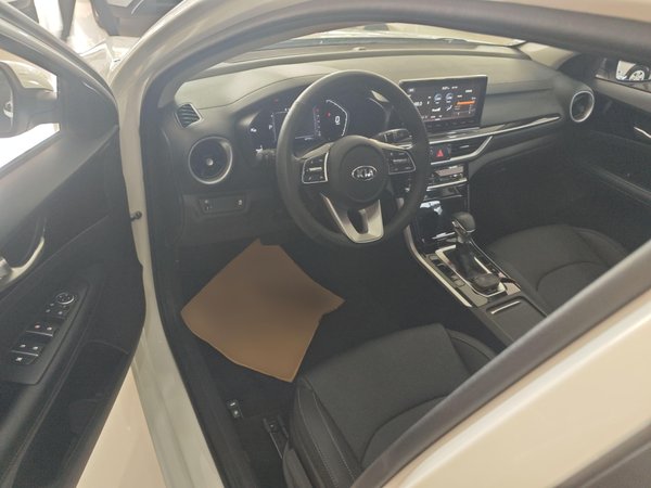 Kia K3 2020, 62800 км, за 9331 USD - фото 15