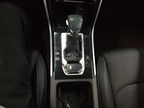 Kia K3 2021, 100400 км, за 9143 USD