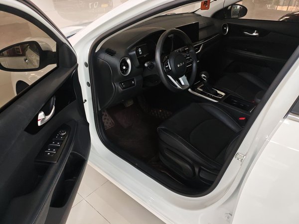 Kia K3 2021, 35000 км, за 9811 USD - фото 12