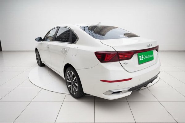 Kia K3 2021, 51400 км, за 12409 USD