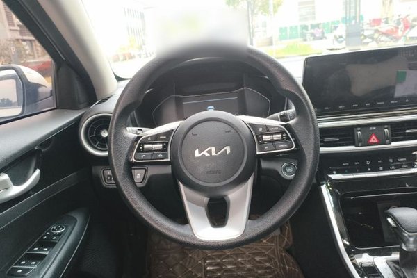 Kia K3 2021, 51400 км, за 12409 USD - фото 9