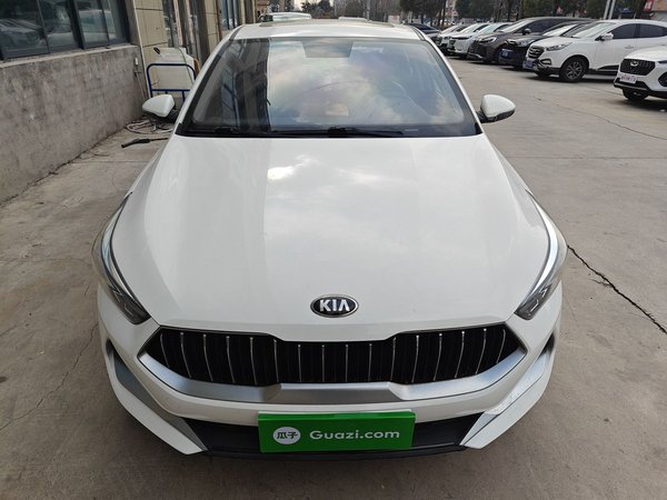 Kia K3 2021 1.5L CVT Fashion Edition, 2021 года