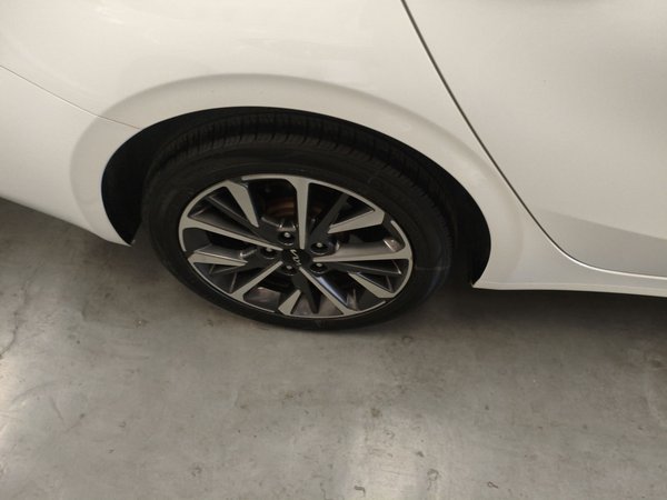 Kia K3 2021, 90399 км, за 10155 USD - фото 10