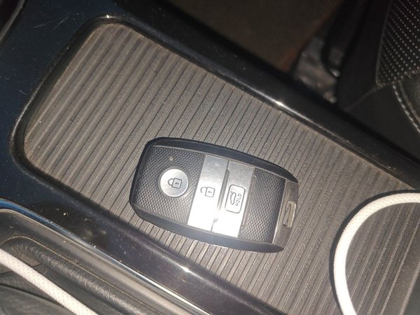 Kia K4 2014, 97300 км, за 4388 USD - фото 8