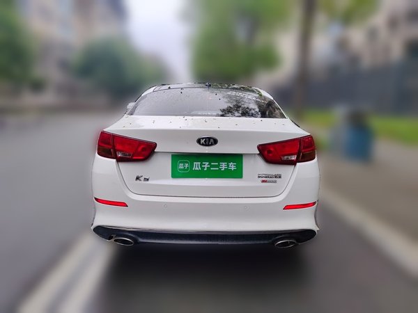 Kia K5 2014, 186600 км, за 4081 USD
