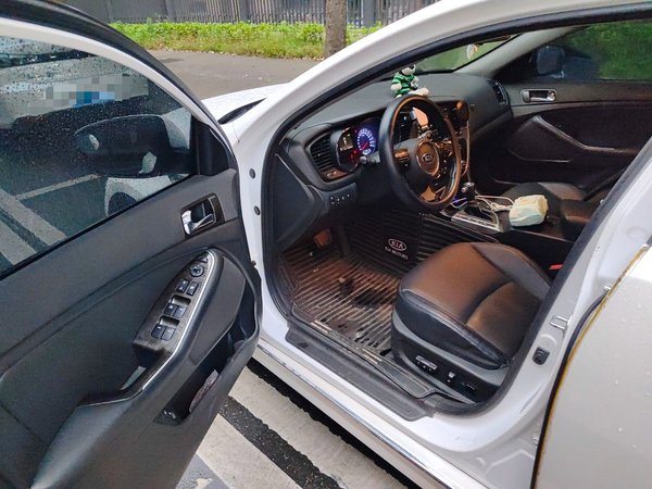 Kia K5 2014, 186600 км, за 4081 USD - фото 16