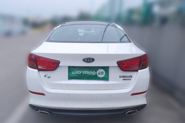 Kia K5 2014, 188500 км, за 4258 USD