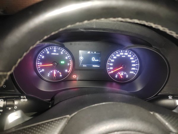 Kia K5 2016, 78200 км, за 7133 USD - фото 8