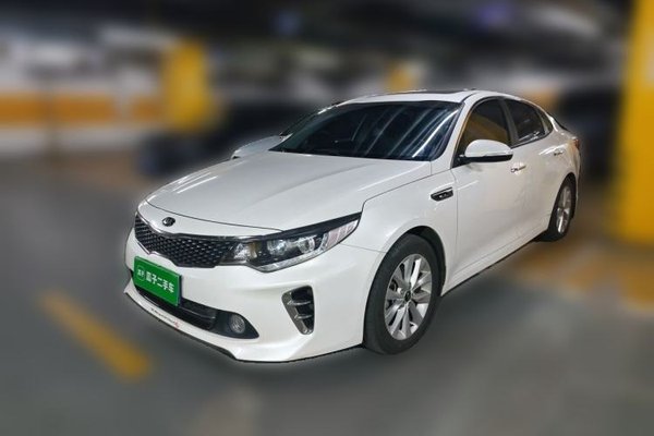 Kia K5 · 2016 год