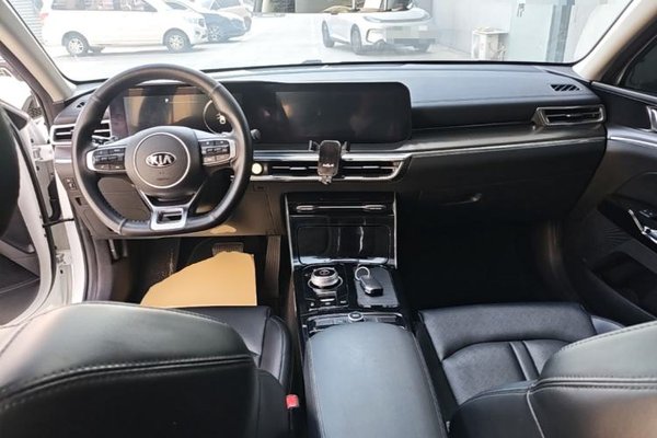 Kia K5 2020, 93800 км, за 15688 USD - фото 14