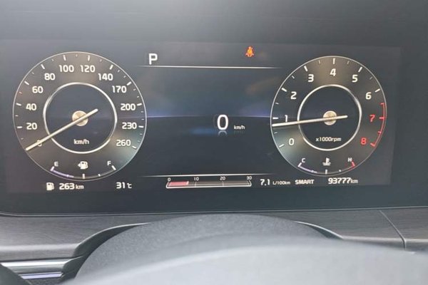Kia K5 2020, 93800 км, за 15688 USD - фото 16